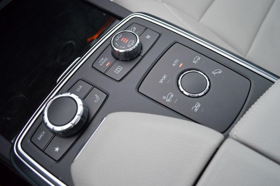  Mercedes-Benz GL550 2013 года  (фото 15 из 47)